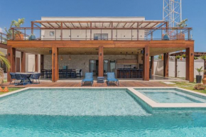 Casa Guerreiro - Elegância no Cumbuco by Carpediem